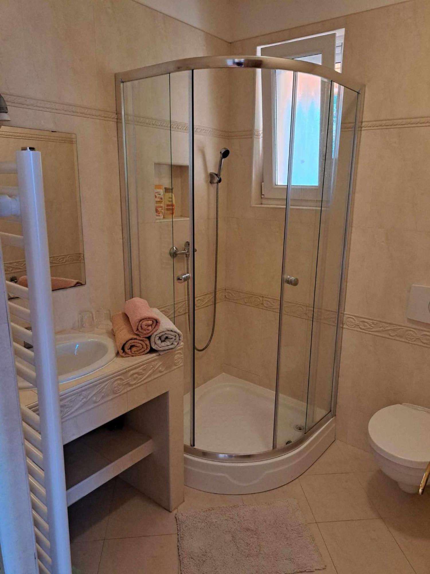 Happy Sun Medences Apartman Siofok Dış mekan fotoğraf